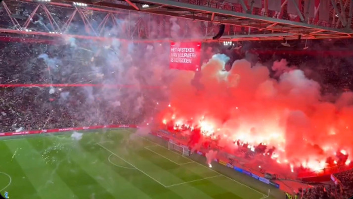 Ajax-Groningen maçı tatil edildi