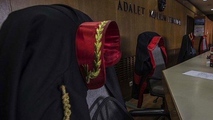 Hakim baba Cumhuriyet savcısı kızını dövdü