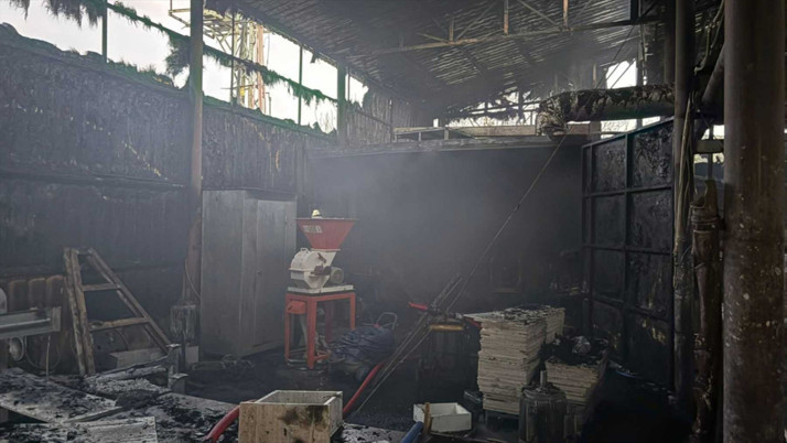 Mermer fabrikasında korkutan yangın