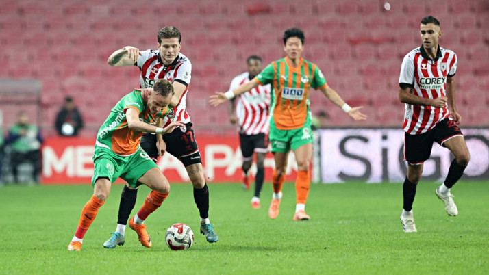 Samsunspor uzatmalarda galibiyeti kaçırdı