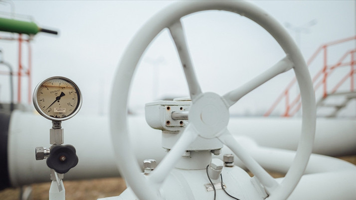 Rusya'ya petrol ve doğal gaz gelirleri darbesi