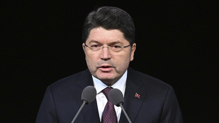 55 bin mahkuma tahliye yolu Yılmaz Tunç'tan eleştirilere yanıt