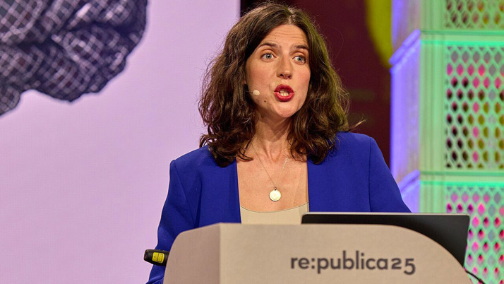 Kimdir bu Fatma Deniz? Almanya onu gözde üniversitesine rektör yaptı