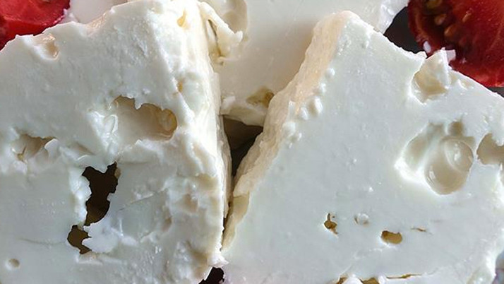 Bir evin bodrumunda bulundu! Tarihi geçmiş, etiketsiz...