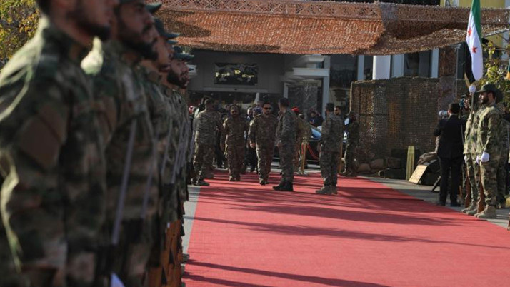 Şam'da "Suriye Devrimi Askeri Fuarı" açıldı