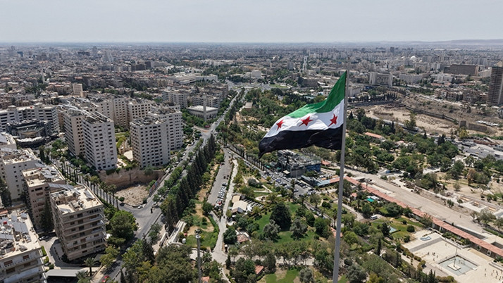 Suriye'de terör örgütü PKK/YPG, devrim yıl dönümü kutlamalarını yasakladı