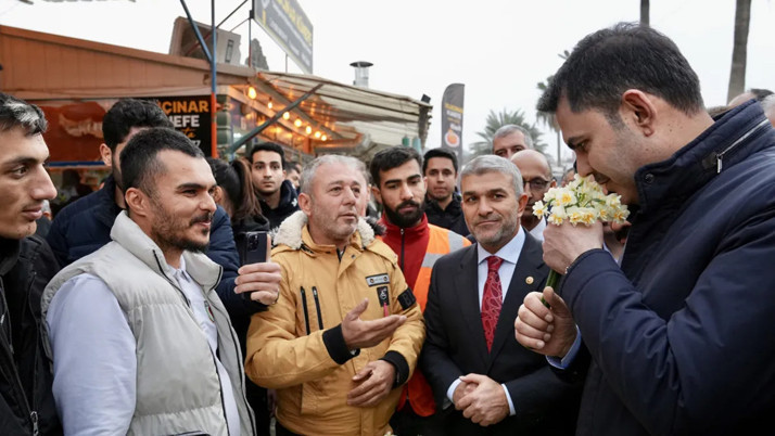 Murat Kurum'dan Hatay paylaşımı: Nergis gibi umudun çiçeği oldu