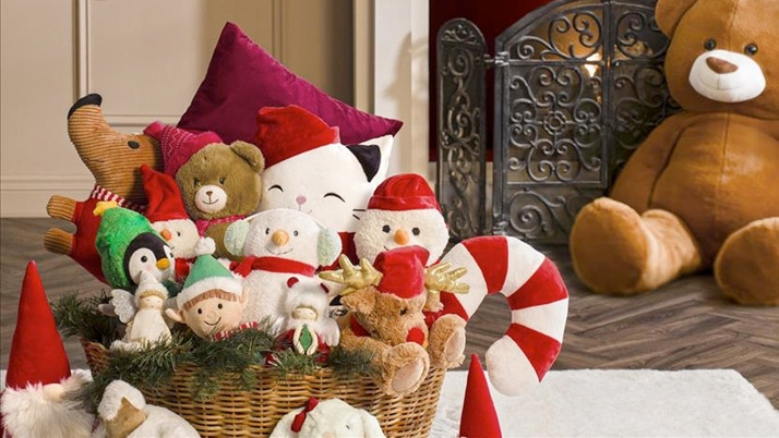 LC Waikiki yeni yıl koleksiyonunu müşterilerinin beğenisine sundu