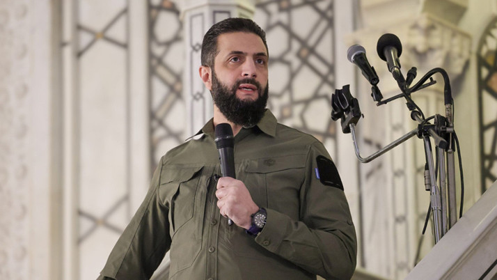 Suriye devrimi kutluyor! Şara Emevi Camisi'nden kardeşlik mesajı verdi