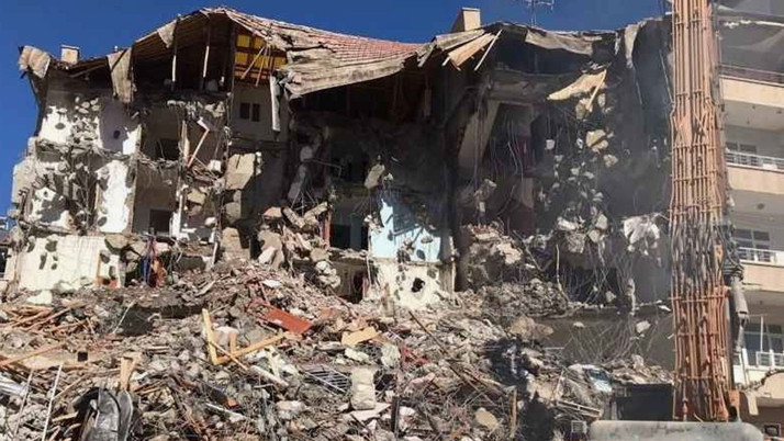 Malatya'da depremde 7 kişinin öldüğü otele ilişkin davanın duruşmasına devam edildi