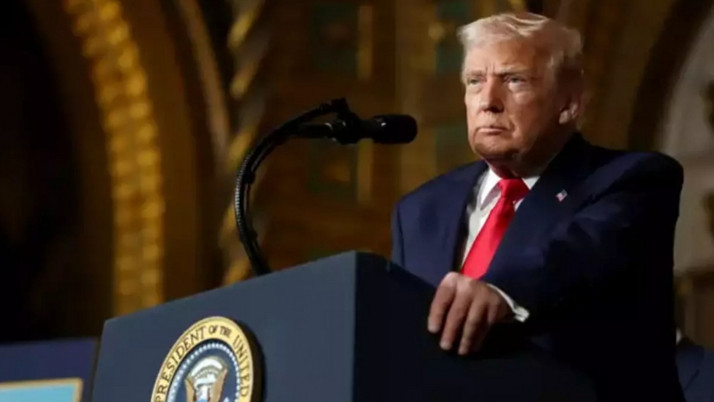 Trump elindeki morlukların nedenini anlattı