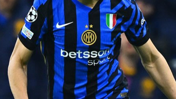 Savaşa katılmaya karar verdi! Dünyaca ünlü futbolcu İran ordusuna katılmak istiyor