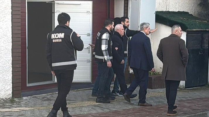 Bursa Büyükşehir Belediye Başkanı Mustafa Bozbey görevden uzaklaştırıldı