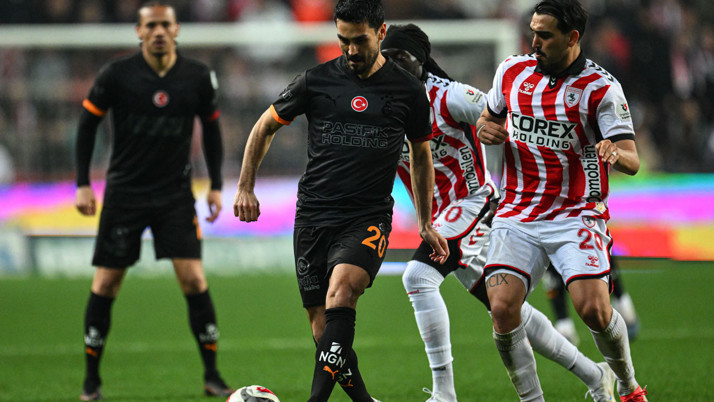Galatasaray deplasmanda Samsunspor'a 4-1 mağlup oldu