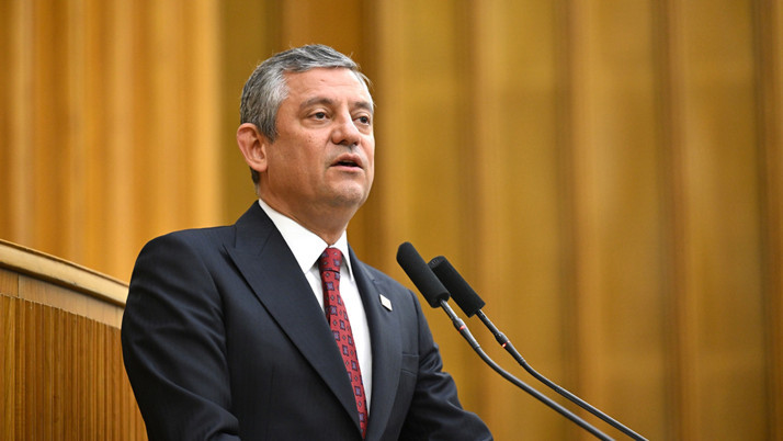 Özgür Özel cephesinden resmi tarih verildi: 100 milletvekiliyle yeni parti!