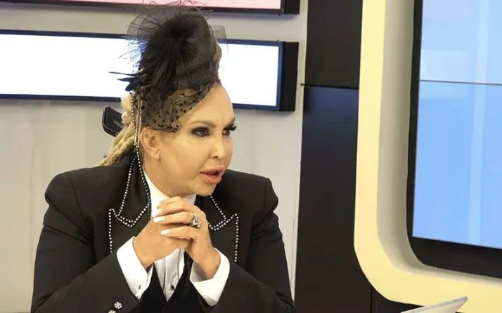 Filiz Akın'a benzemek için ameliyat oldu! Sisi Seyhan Soylu'yu takipçileri Ajda Pekkan'a benzetti son hali olay - Resim: 4