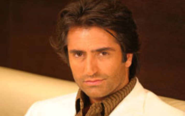 Mahsun Kırmızıgül Kimdir?