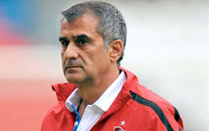 Şenol Güneş Kimdir?