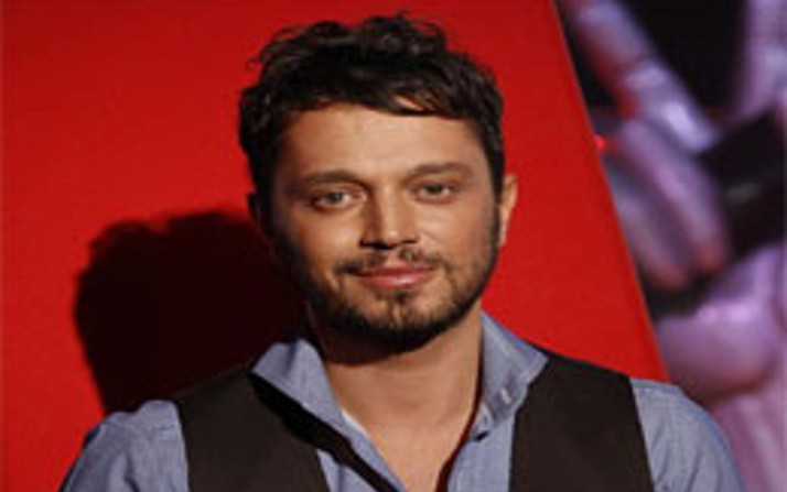 Murat Boz Kimdir?
