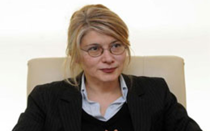 Emine Ülker Tarhan Kimdir?