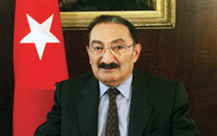 Bülent Ecevit Kimdir?