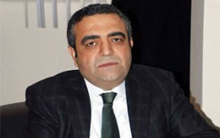 Sezgin Tanrıkulu Kimdir?