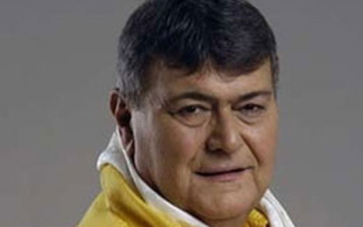 Ferdi Özbeğen Kimdir?