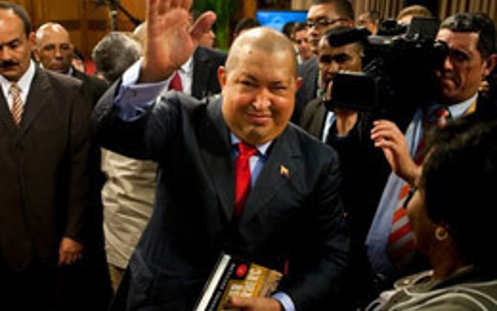 Hugo Chavez Kimdir?