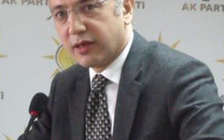 Lütfi Elvan  Kimdir?