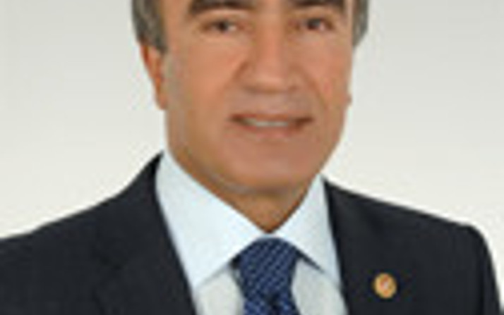 Oktay Öztürk Kimdir?