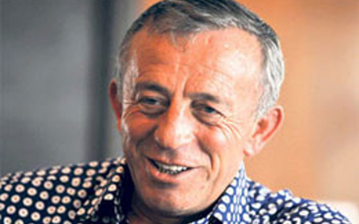 Ali Ağaoğlu Kimdir?