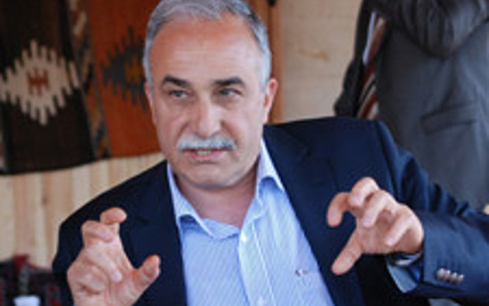 Ahmet Eşref Fakıbaba Kimdir?