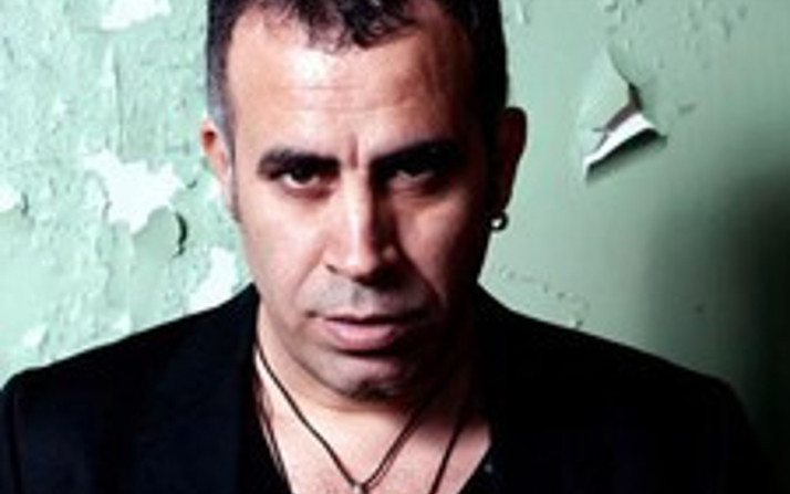 Haluk Levent Kimdir?