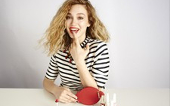 Melisa Şenolsun Kimdir?