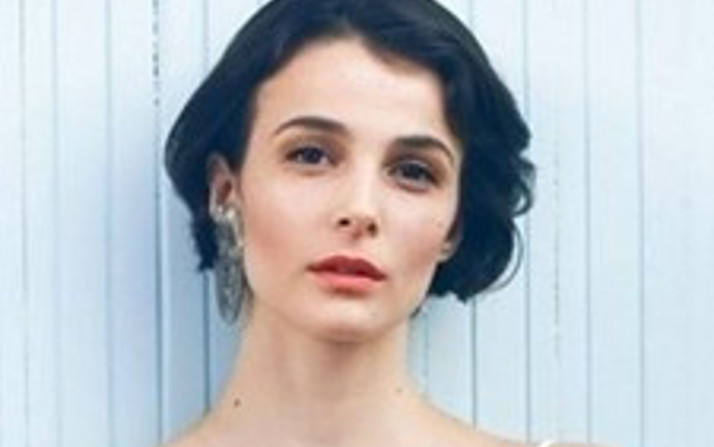 Büşra Develi Kimdir?