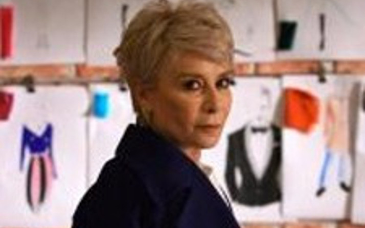 İpek Bilgin Kimdir?