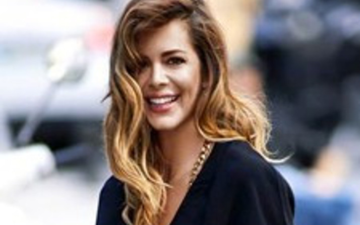 Eliz Sakuçoğlu Kimdir?