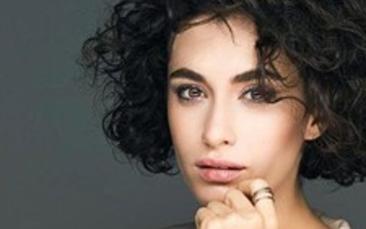 Hande Doğandemir Kimdir?