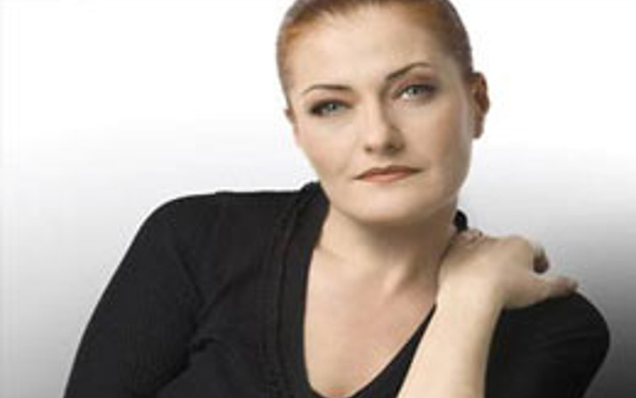 Candan Erçetin Kimdir?