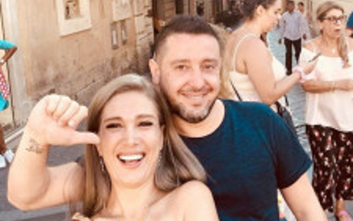 Nihat Kahveci Kimdir?