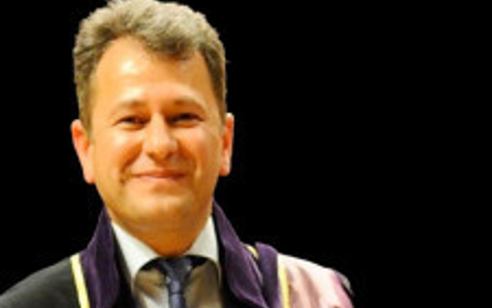 Halis Aygün Kimdir?