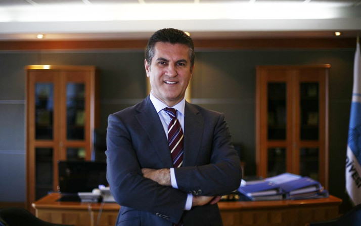 Mustafa Sarıgül nereli eşi ve çocukları kimdir?