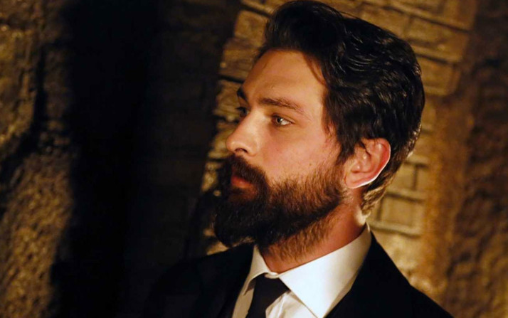 Onur Tuna kimdir evli mi boyu kaç cm?