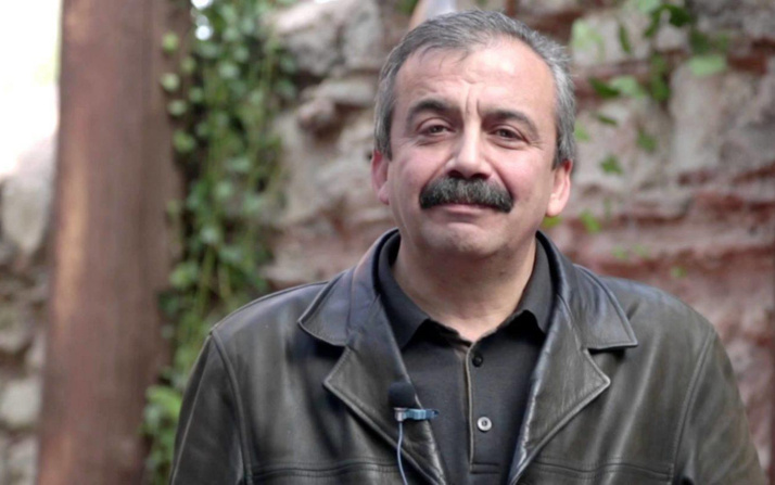 Sırrı Süreyya Önder Kürt mü aslen nereli eşi ve çocukları kimdir?