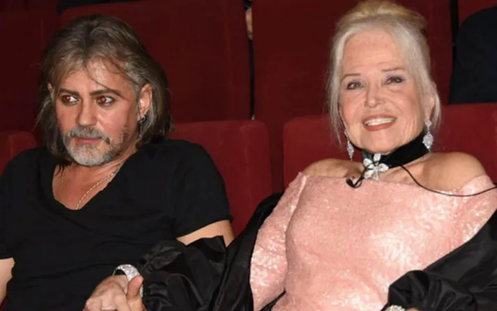 Gönül Yazar'dan olay açıklamalar sevgilisi Rüzgar Mağden de evlendi sanmış - Resim: 4