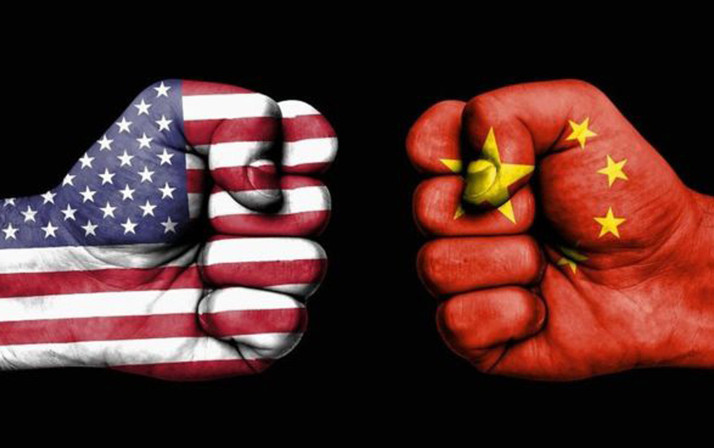 İki gün önce Çin'e karşı esip gürleyen Trump geri adım attı