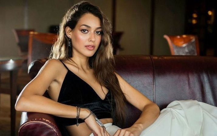 Çukur'un yıldızından annesine jest! Dilan Çiçek Deniz ev bakıyor - Resim: 1