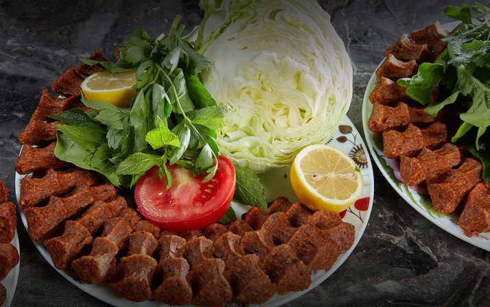 Robotta etsiz çiğ köfte nasıl yapılır zahmetsiz lezzet!