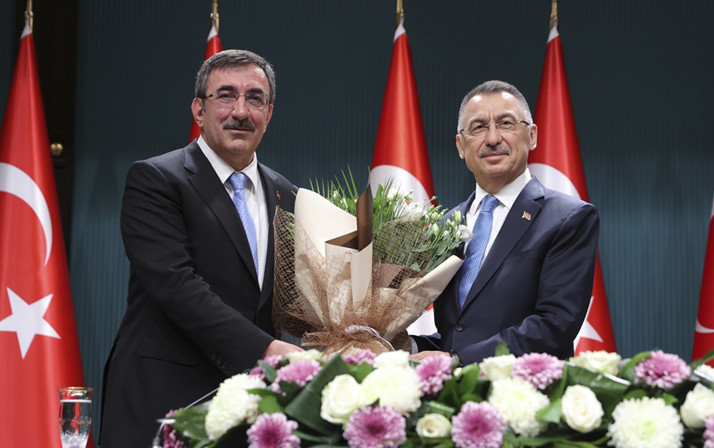 Cumhurbaşkanlığı Külliyesi'nde devir teslim töreni! Cevdet Yılmaz, görevi Fuat Oktay'dan devraldı