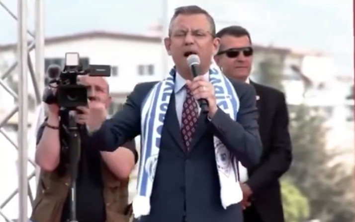 Özgür Özel'in 'Erdoğan'a 31 Mart'ta oy var mı?' sorusuna kalabalıktan beklenmedik cevap